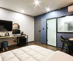 Hotel Sacheon Commodore