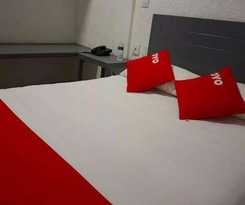 Hotel OYO Puerta Sur