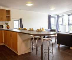Belmont Apartments and Rooms
