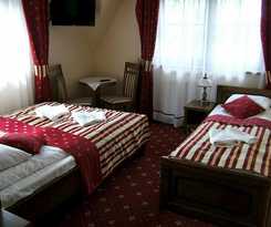 Hotel Pensjonat Zb&oacute;jecki Dw&oacute;r