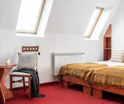 Hotel Oberża pod R&oacute;żą