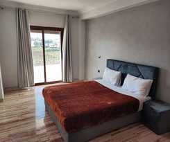 Les Belles Residences E