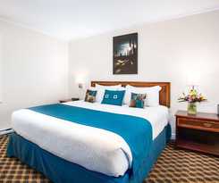 Hotel Royal Inn and Suites