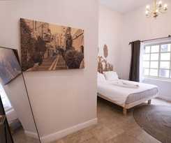 Tish ApartHotel