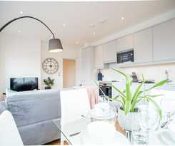 Apartamentos Deluxe and Chic 1 and 2 Bed Apts near Heathrow, Legoland, and Windsor Slough