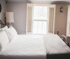The General Stanton Inn