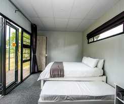 Hotel Sleepover Moria