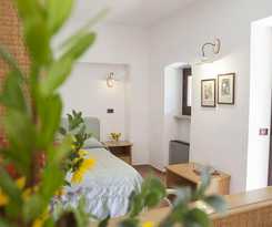 3 Esse Country House