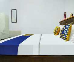 Hotel OYO HOMES 91242 Desa Wisata Cibuntu Kuningan Syariah