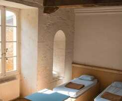  Auberge de Jeunesse HI Cadouin