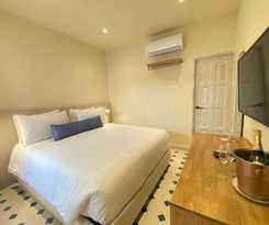 B HAUS HOTEL BOUTIQUE