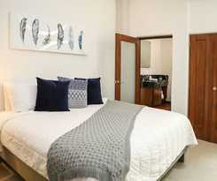 Zimmer Suites