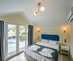  BLUE PEARL HOTELand VILLAS
