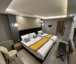  Ulu City Hotel