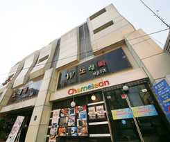 Hotel Yongin Chameleon