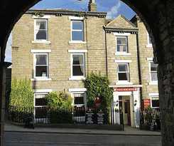 Hotel Middle House