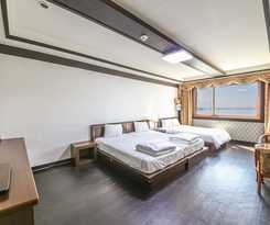 Hotel Muan Beach
