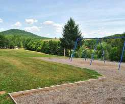 Robin Hill RV Resort and Campground - Caravan Park