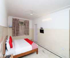 Hotel OYO 12939 Mehtab Regency