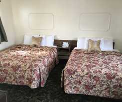 Hotel Grandma\'s Inn