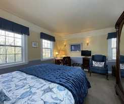 Hotel Cecil Bacon Manor