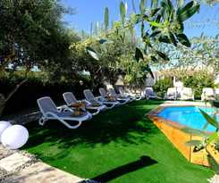 Tenuta con due Abitazioni Indipendenti e Piscina
