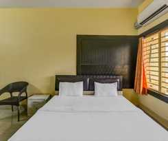 Hotel Goroomgo Moon CT Road Puri