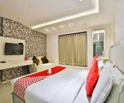 Hotel OYO 13479 Grand Nakshatra