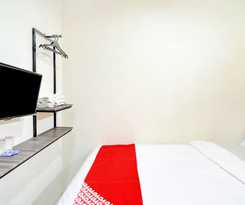 OYO 90048 Teratai Bekasi Guesthouse