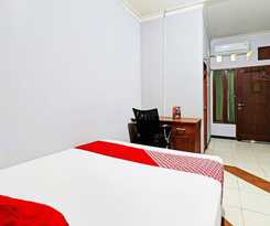 Hotel OYO Life 92127 Skyland Pasteur