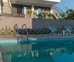 Hotel HERACLEA SUITES