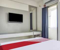 Hotel OYO 91045 Tower Mahakam By Toha Room