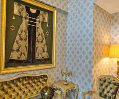 Real King Suit Otel