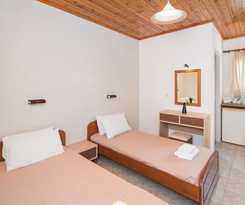 Hotel Sandy Beach Annexe