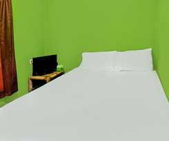 Hotel OYO 92149 Ashooy Homestay