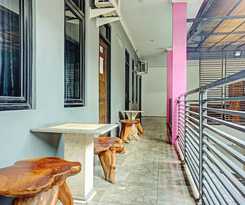 Hotel OYO 90187 Puri Allisa Syariah