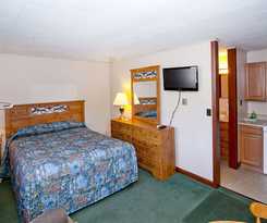 Riverbank Motel and Cabins