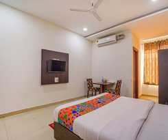 Hotel Fabhotel Grand Inn