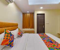 Fabhotel Pink City