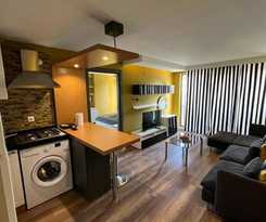  Deluxe Beach Residence