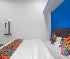 Hotel Fabexpress Saimax