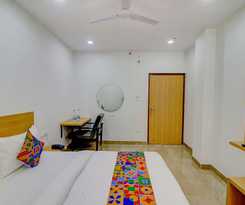 Hotel Fabhotel Premium Kashi