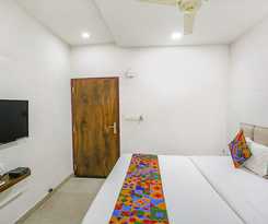 Fabhotel Season Park 2