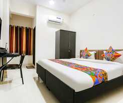 Hotel Fabhotel Destiny 74