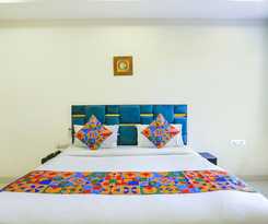Fabhotel Shiv Rachna