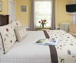 The Old Manse Inn