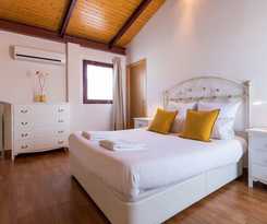 Sherry Center Apartments