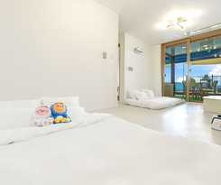 Hotel Namhae Himom kis spa Pension Black