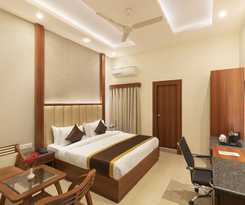 Click Collection Sparsh, Bareilly