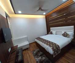 HOTEL The Rich Grand